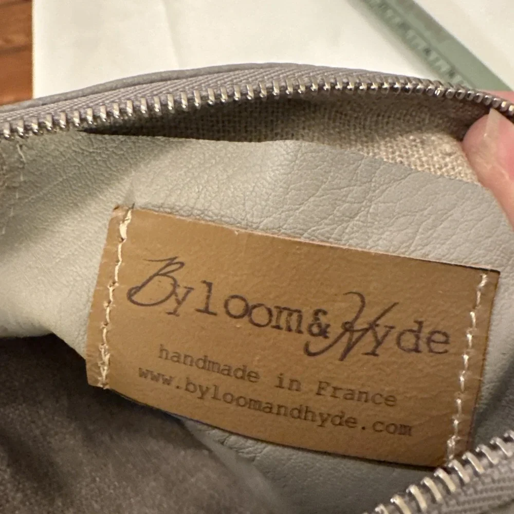 Byloom and Hyde Light Gray Pleated‎ Clutch Leather Bag With Wrist Strap